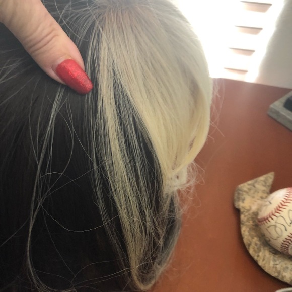 Cool coloring synthetic wig